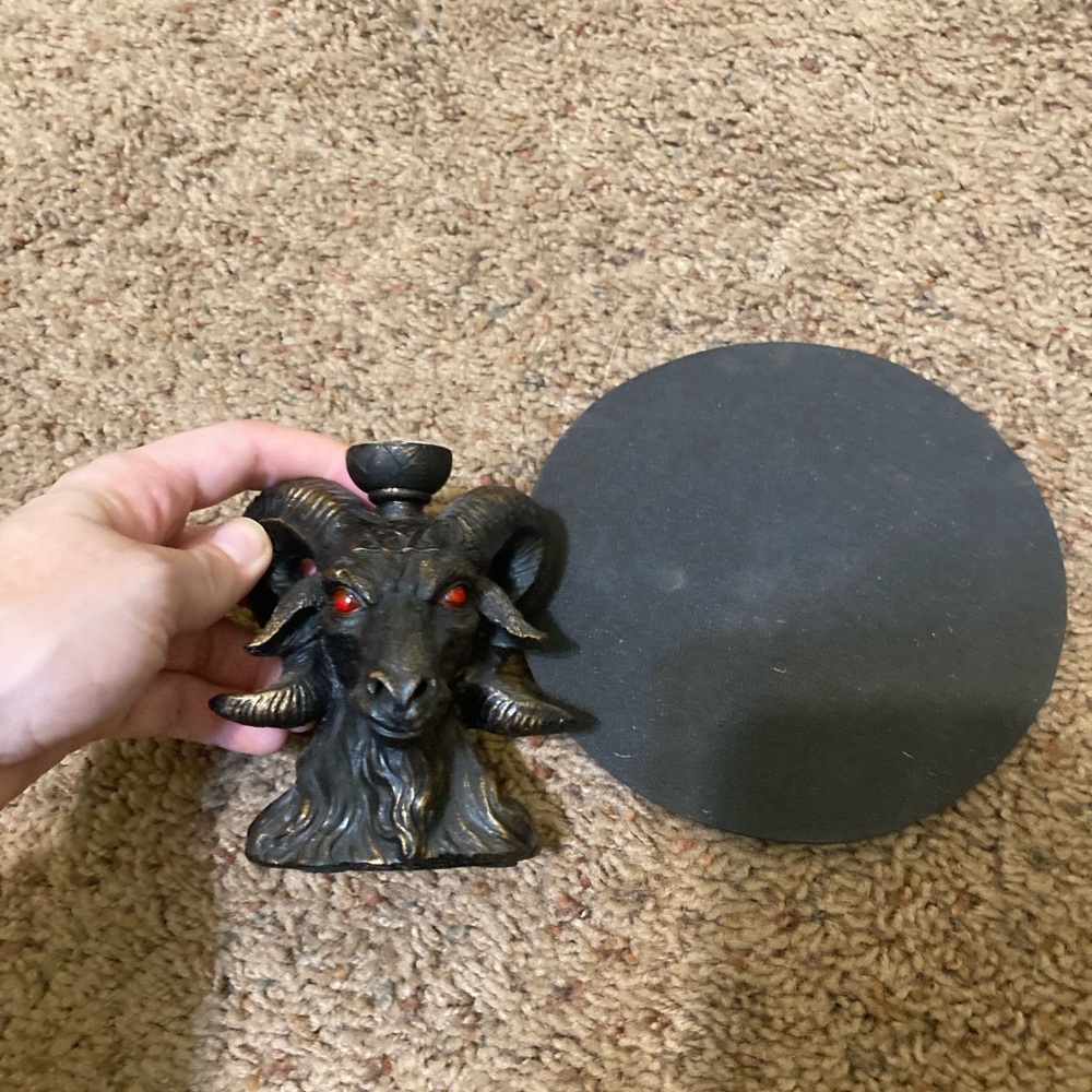 Spencer's Black Ram Head incense burner - Picture 2 of 7